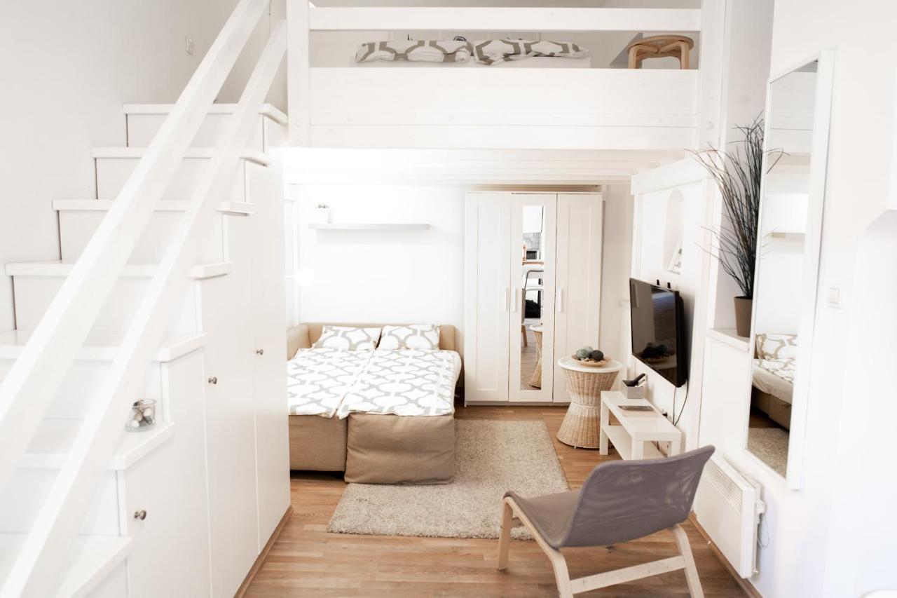N28 Studio Apartment In Andrassy Boulevard. Budapest Eksteriør billede